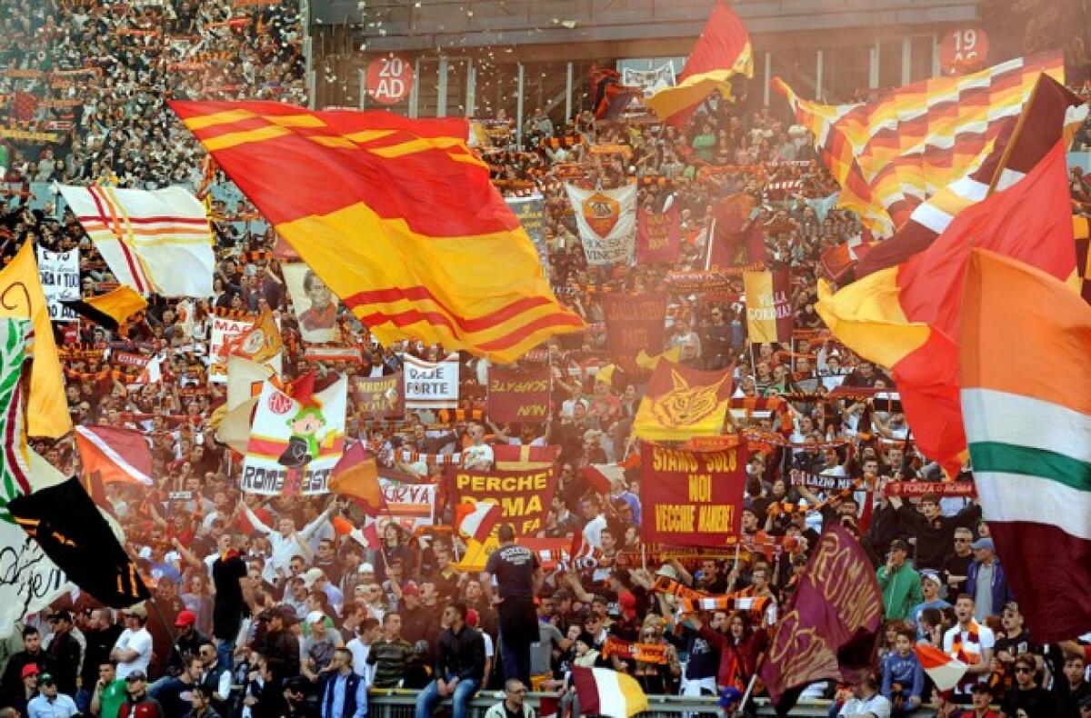 Roma-Lazio: al 45° è 1-0, decide il tacco di Pellegrini nel finale. - 