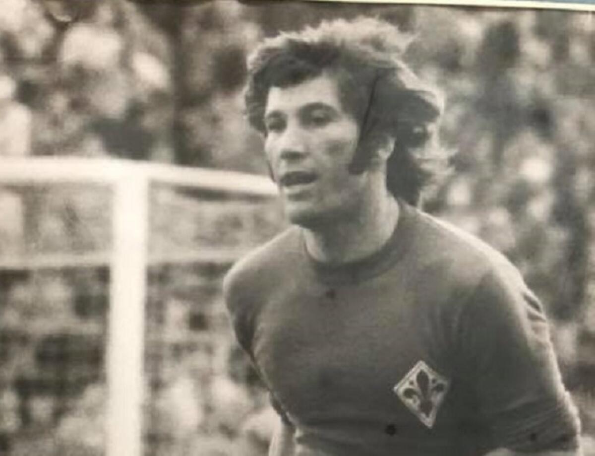 CIAO GIANCARLO, TERZINO DESTRO DELLA MIA “PRIMA” FIORENTINA. SAI CHE COPPIA CON DAVIDE... IL RICORDO DI STEFANO BORGI. - 