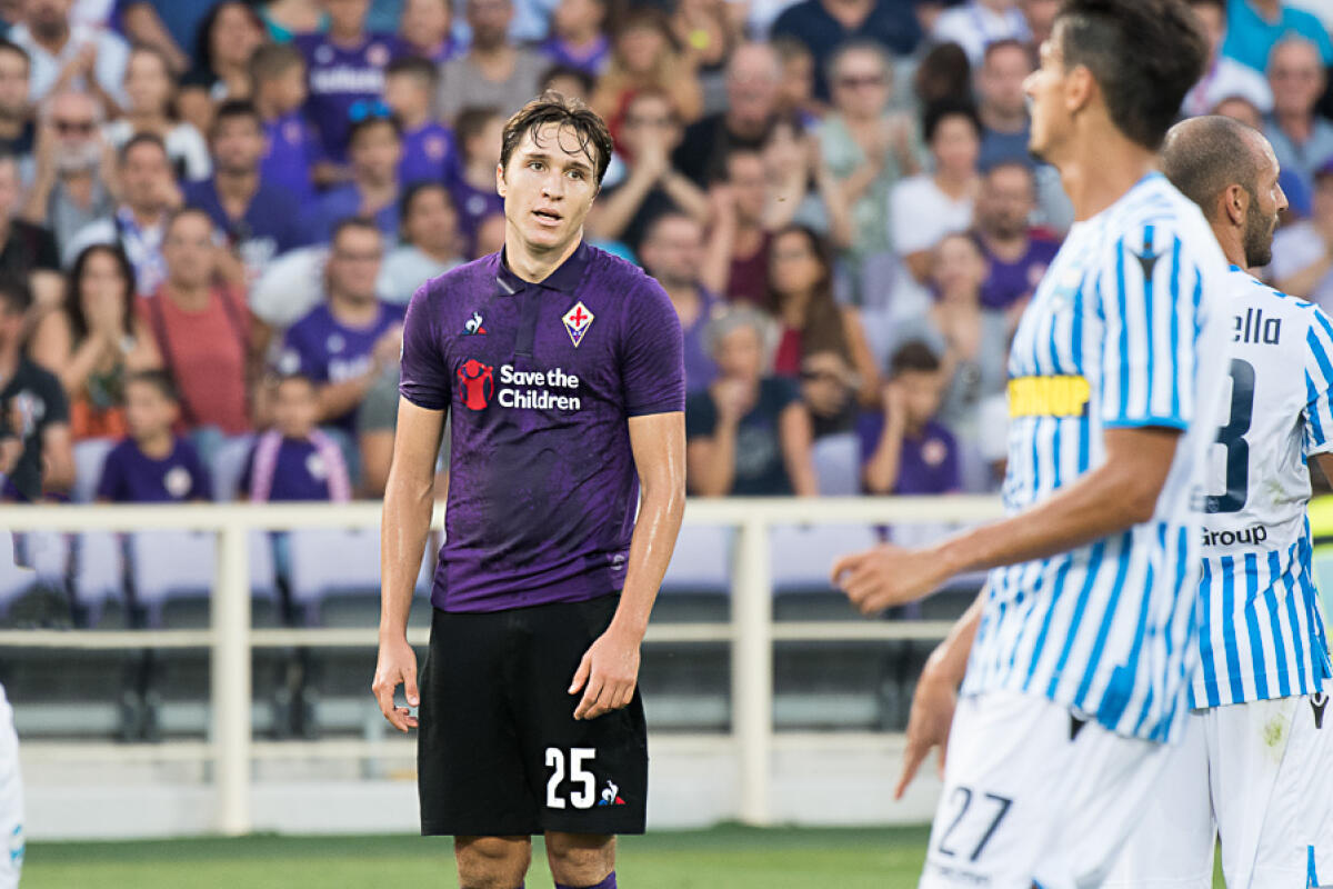 Pareggio della Fiorentina dopo 8' minuti! Su tiro di Chiesa devia Skriniar - Firenze, stadio Artemio Franchi, 22.09.2018, Fiorentina-Spal, Foto Fiorenzo Sernacchioli. Copyright Labaroviola.com, Chiesa