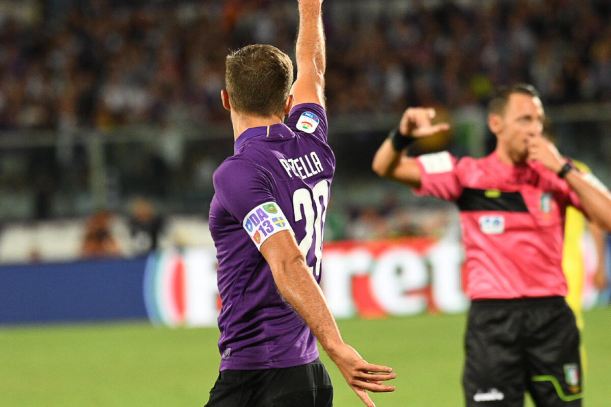 Pezzella ammonito dal Giudice Sportivo sulla fascia, alla prossima sarà multa - Firenze, stadio Artemio Franchi, 26.08.2018, Fiorentina-Chievo, Foto Fiorenzo Sernacchioli. Copyright Labaroviola.com, Pezzella