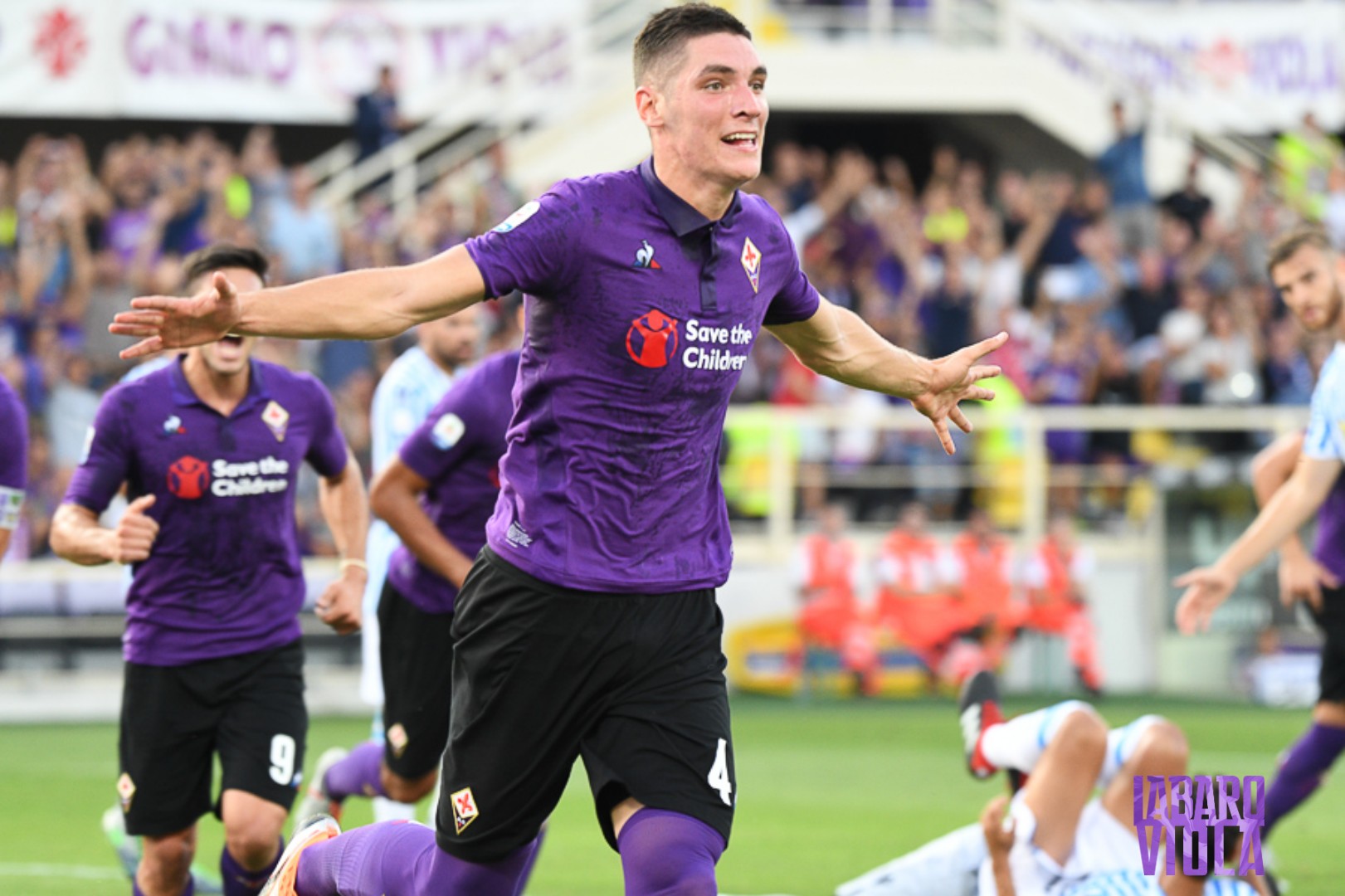 Dall'esultanza di Pjaca, l'abbraccio al piccolo Lorenzo e il saluto al capitano sotto la Fiesole. Le foto più belle