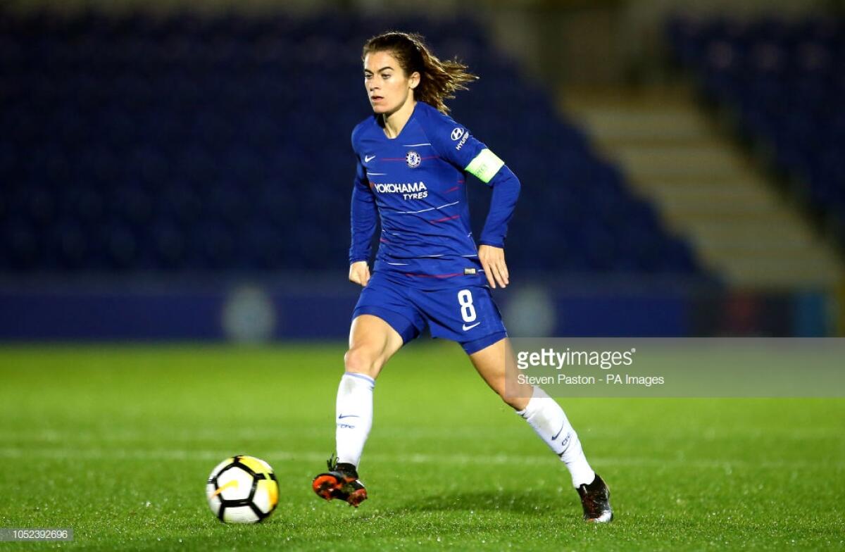 Insulti e auguri di morte alla giocatrice del Chelsea Carney. La colpa? Aver sbagliato un gol con la Fiorentina - Chelsea Women's Karen Carney during the Women's Champions League first leg match at Kingsmeadow, London (Photo by Steven Paston/PA Images via Getty Images)