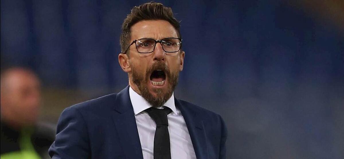 Roma, emergenza infortuni. Solo Kluivert ha chances di rientrare per la Fiorentina. Tanti top out - ROME, ITALY - SEPTEMBER 26:  AS Roma head coach Eusebio Di Francesco reacts during the Serie A match between AS Roma and Frosinone Calcio at Stadio Olimpico on September 26, 2018 in Rome, Italy.  (Photo by Paolo Bruno/Getty Images)