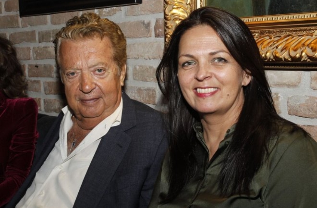 Vittorio Cecchi Gori è in gran forma, si è fidanzato con la "nuova" Sabrina Ferilli (FOTO)