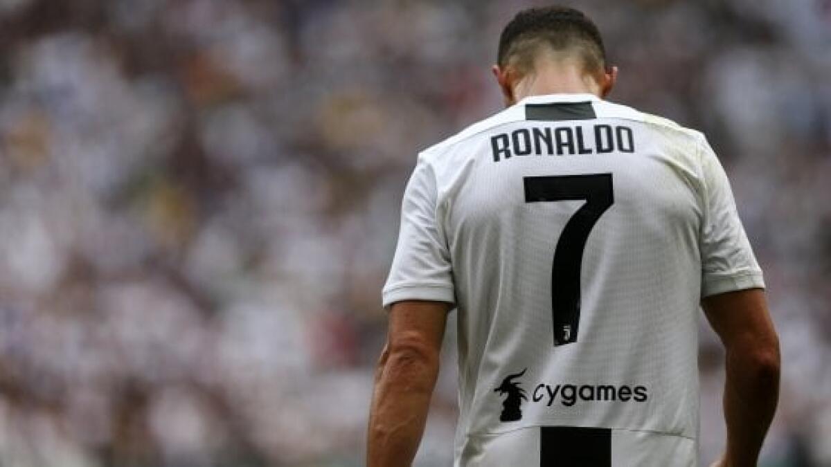 Lo stipendio di Ronaldo copre più della metà degli stipendi di tutta la Fiorentina. Il confronto con la Juventus - Ronaldo, Juventus