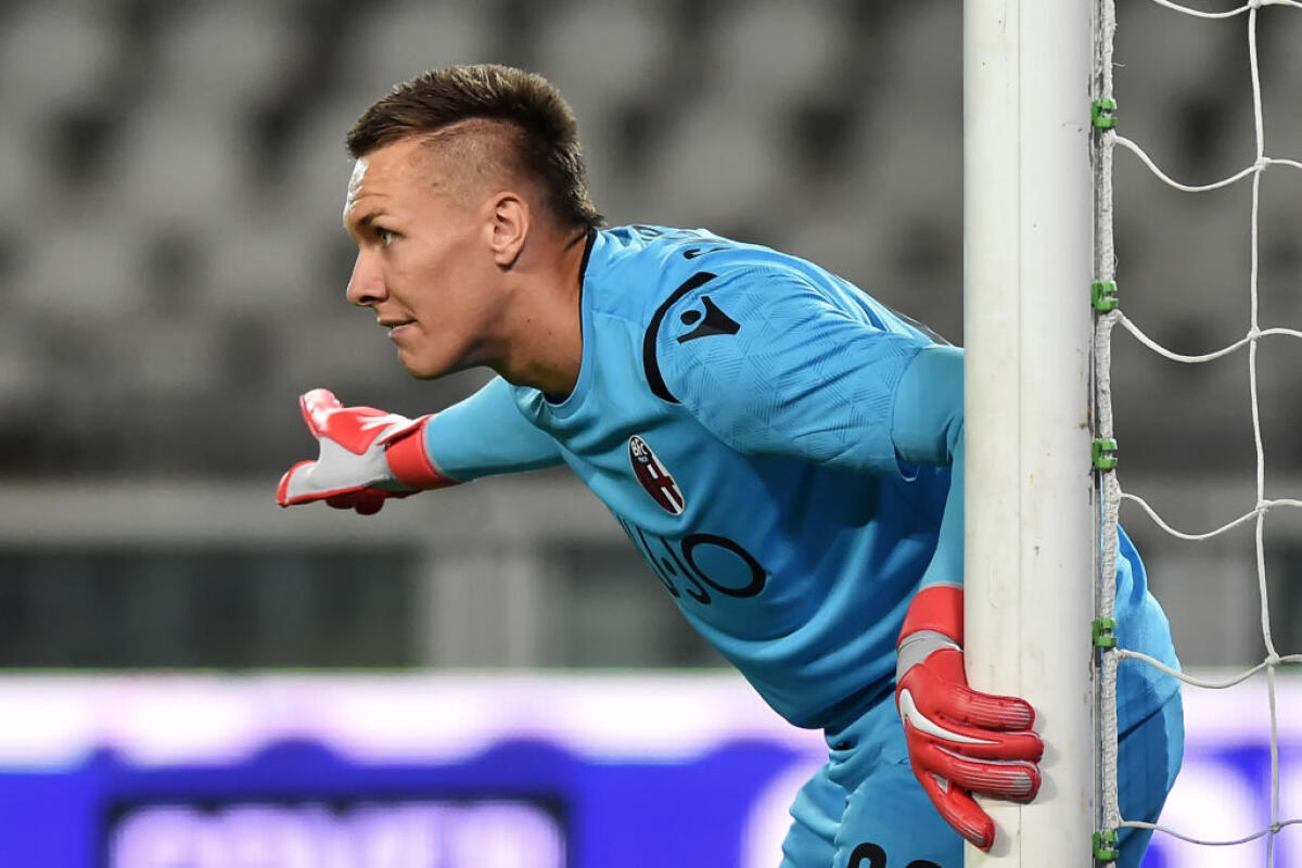 Skorupski: "Fiorentina forte, oggi ci ha salvati il palo. I viola.." - TURIN, ITALY - AUGUST 26: Bologna FC goalkeeper Lukasz Skorupski reacts during the serie A match between Frosinone Calcio and Bologna FC at Olimpico Stadium on August 26, 2018 in Turin, Italy.  (Photo by Giorgio Perottino/Getty Images)