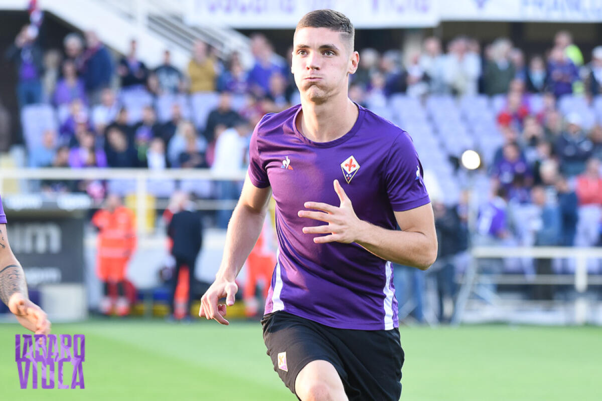 Sky: Manchester United su Milenkovic della Fiorentina. Tentativo a Gennaio. L’alternativa... - Firenze, stadio Artemio Franchi, 21.10.2018, Fiorentina-Cagliari, Foto Fiorenzo Sernacchioli. Copyright Labaroviola.com, Milenkovic