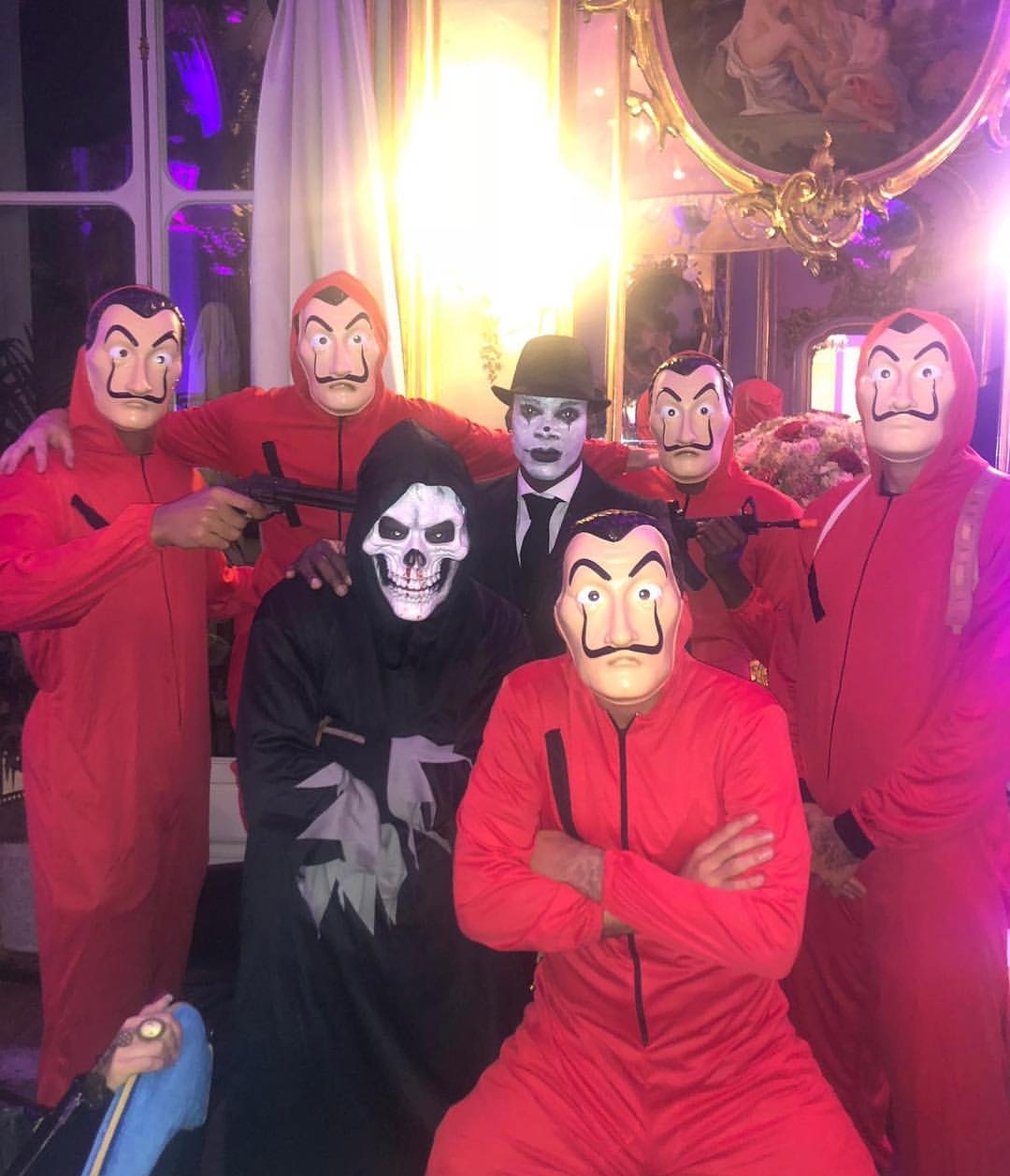Tutte le foto e i video della festa dei giocatori viola di Halloween. Olivera protagonista assoluto