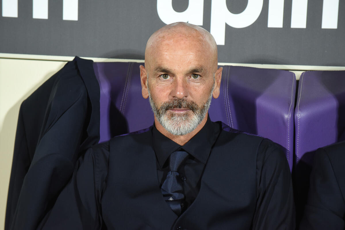 Pioli polemico con alcuni fan viola: "Mirallas ha chiesto la sostituzione, almeno i tifosi dietro la panchina..." - Firenze, stadio Artemio Franchi, 26.08.2018, Fiorentina-Chievo, Foto Fiorenzo Sernacchioli. Copyright Labaroviola.com, Pioli
