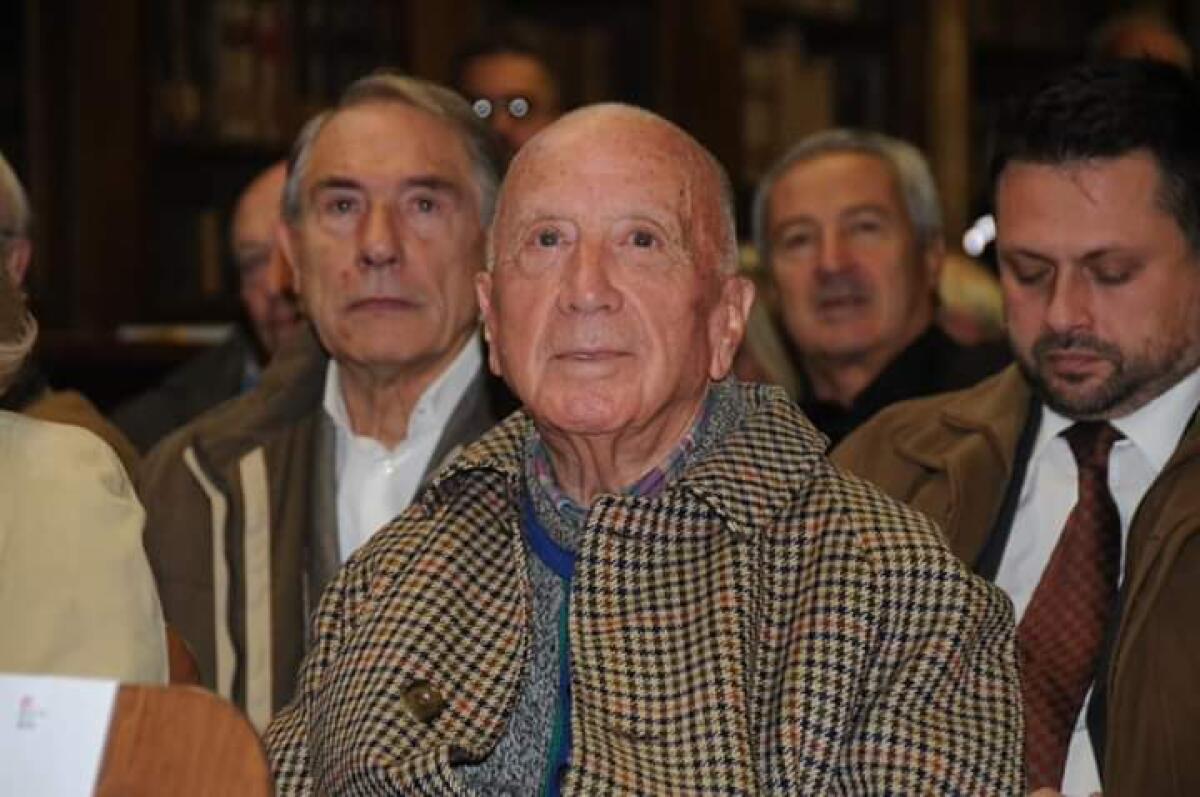 Lutto. Si è spento a 97 anni Rigoletto Fantappie'. Storica figura del Centro Coordinamento Viola Club - 