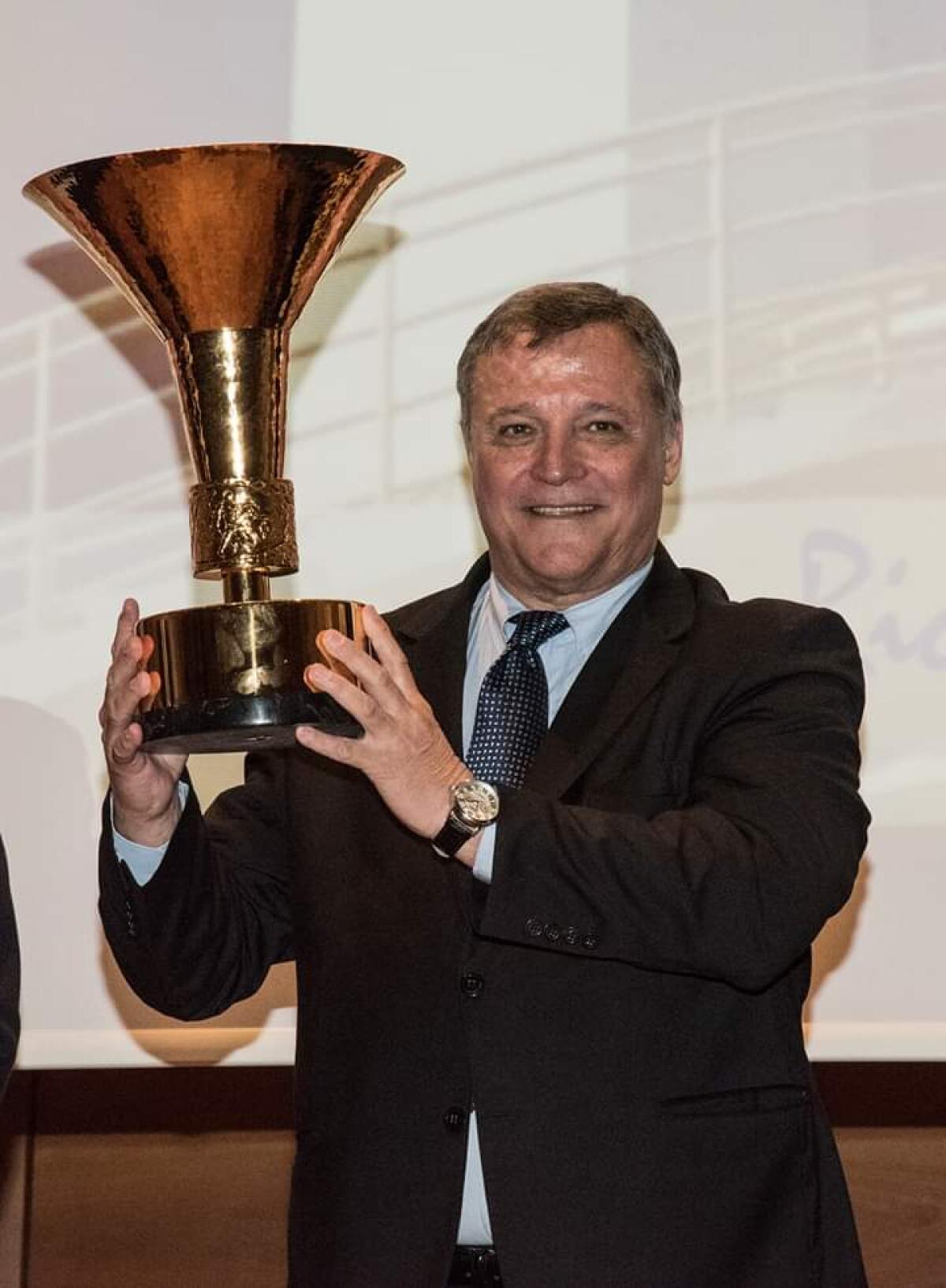 Bertoni: "È una Fiorentina in crisi. Dal mercato prenderei un uomo assist. Vorrei creare un comitato degli ex.." - 