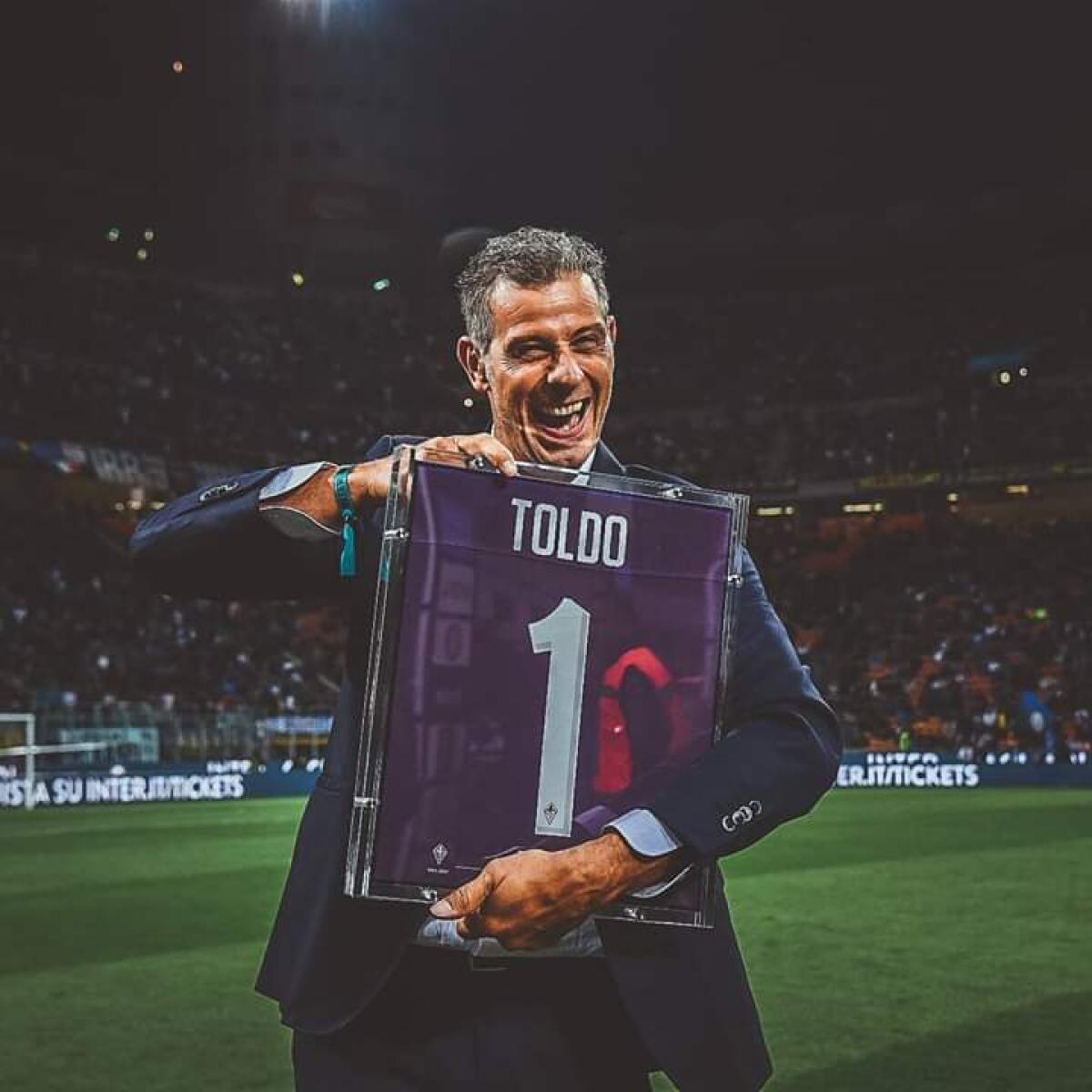 Tanti Auguri Francesco Toldo! Compie oggi 47 anni. Storia dal suo arrivo, fino ai tre trofei in viola - 