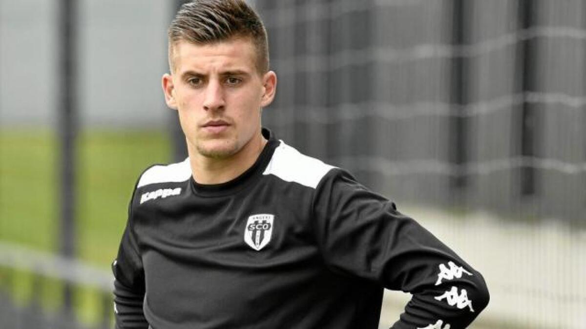 Offerta di 6 milioni della Fiorentina per Baptiste Santamaría, mediano francese. I dettagli - 