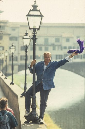 Tanti auguri a Franco Zeffirelli, grande tifoso viola. La Fiorentina va a casa sua per gli auguri