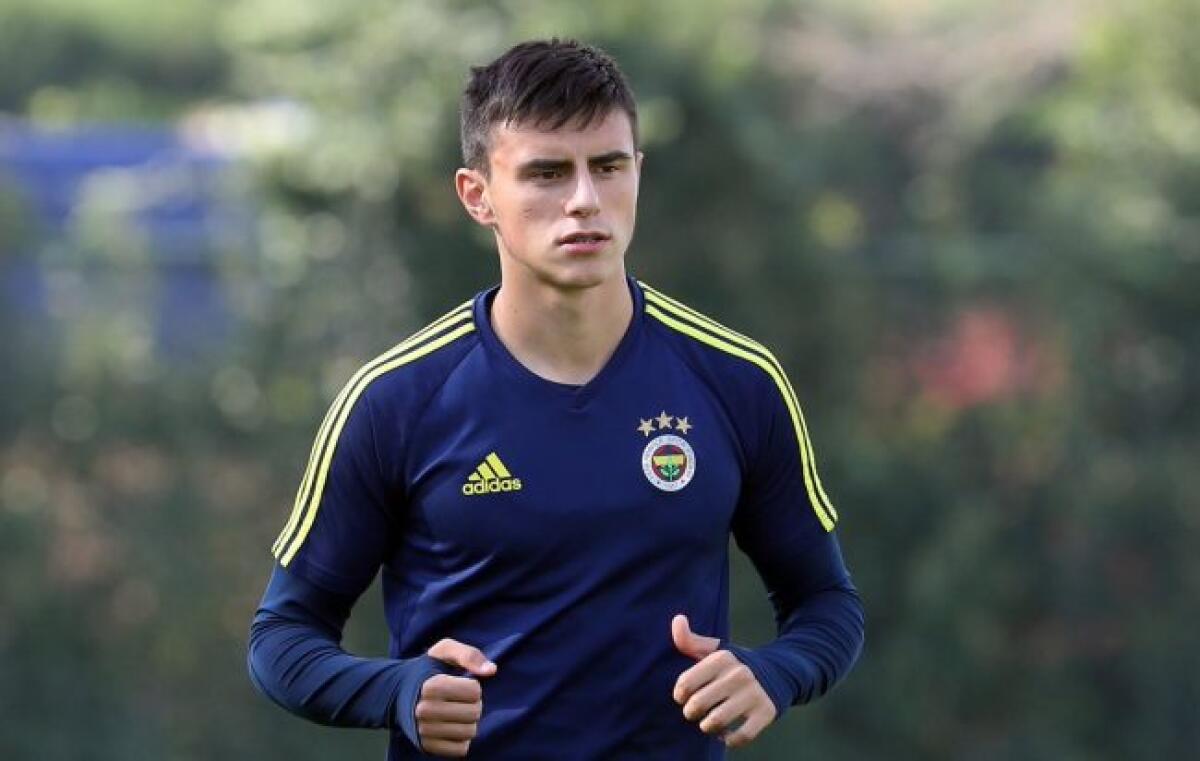 Dalla Turchia, la Fiorentina vuole spendere 15 milioni per Elmas. Centrocampista classe 99 del Fenerbache - 