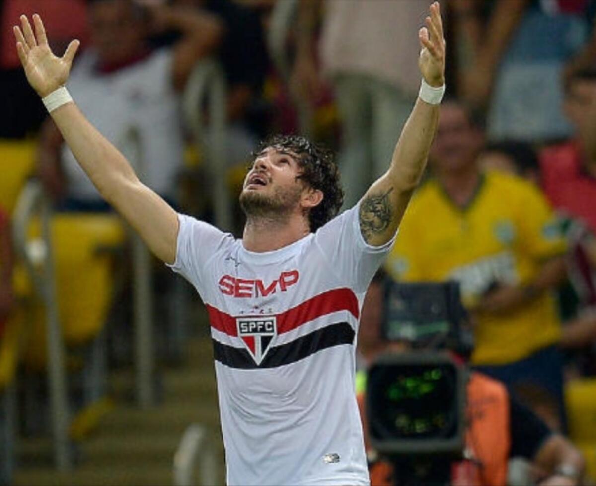 Ufficiale: Pato torna al San Paolo dopo 3 anni. Era attualmente svincolato - 