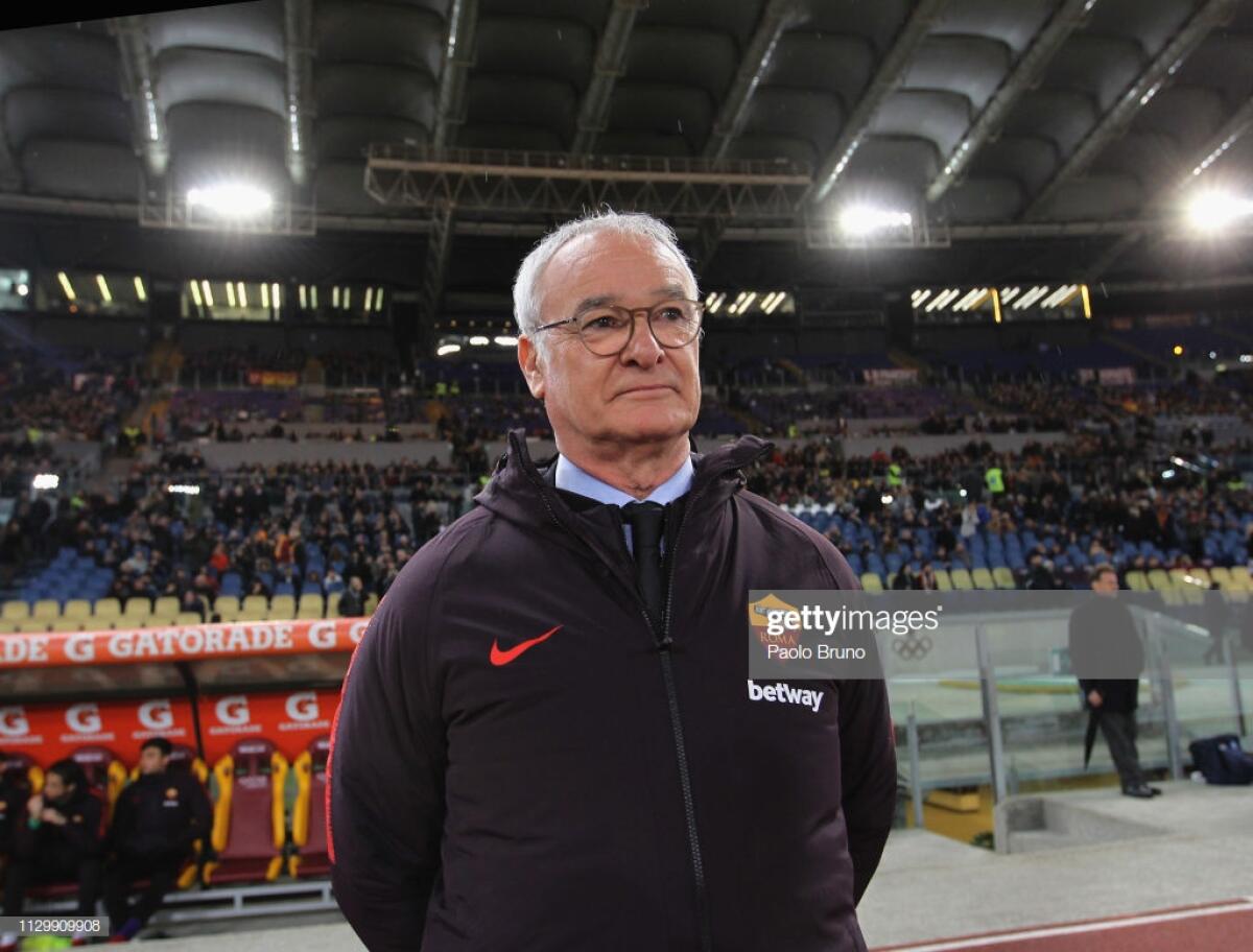 Ranieri: "Momento no, coi viola era importante non dare loro profondità. Altrimenti finiva male.." - ROME, ITALY - MARCH 11:  AS Roma head coach Claudio Ranieri looks on during the Serie A match between AS Roma and Empoli at Stadio Olimpico on March 11, 2019 in Rome, Italy.  (Photo by Paolo Bruno/Getty Images)