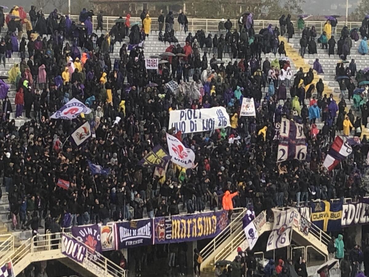 (FOTO): la Curva si schiera: “Pioli uno di noi” - 