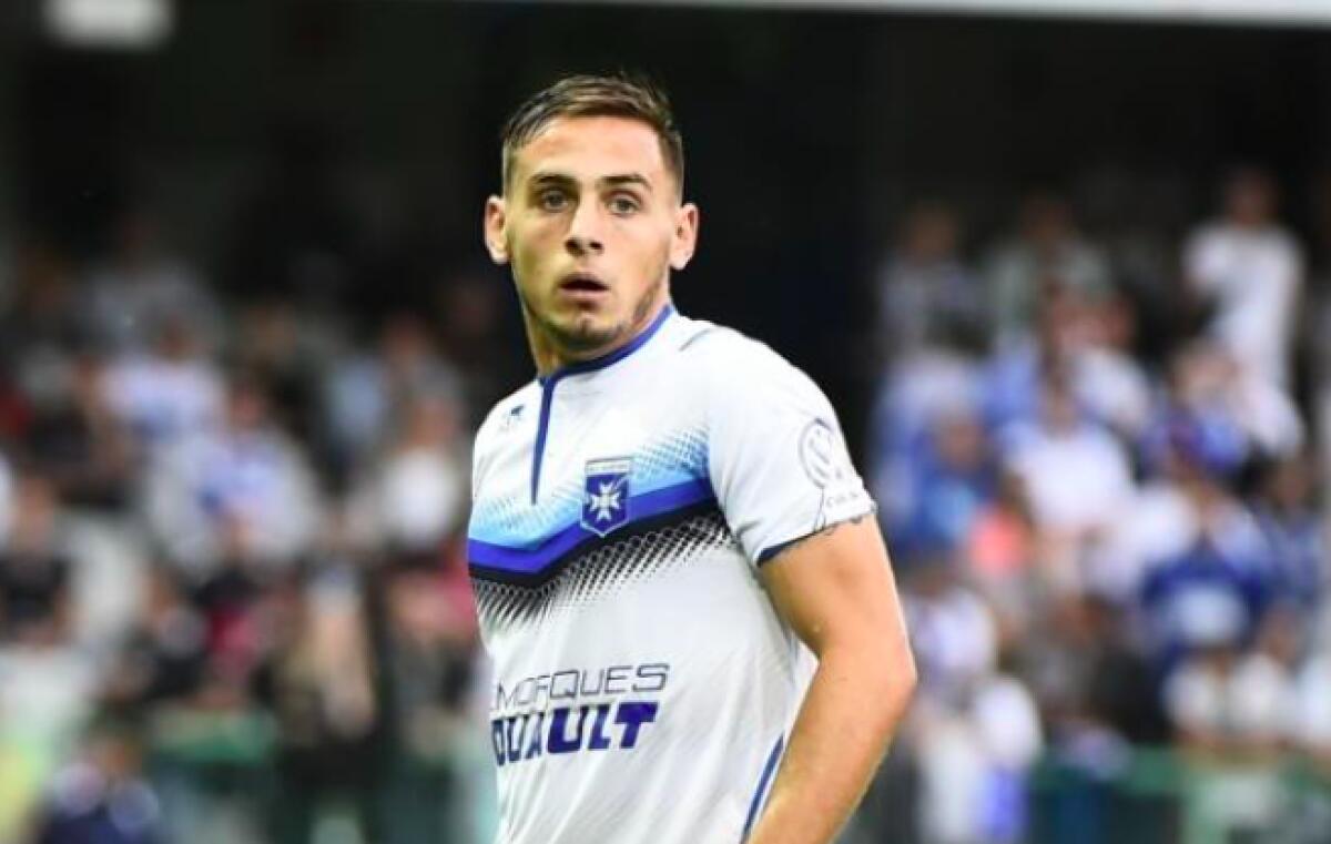 La Fiorentina chiede informazioni su Aguilar, anche altre due squadre però sono interessate a lui - 