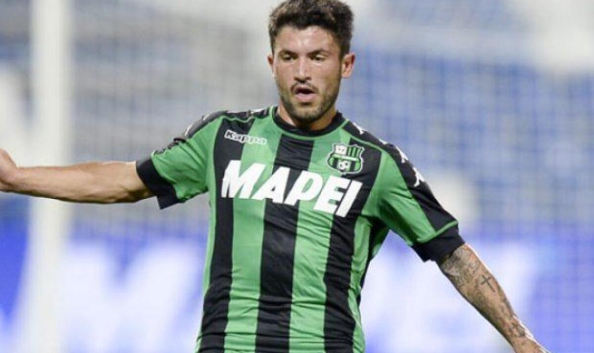 La Fiorentina ha fatto un sondaggio per il centrocampista Stefano Sensi del Sassuolo - 