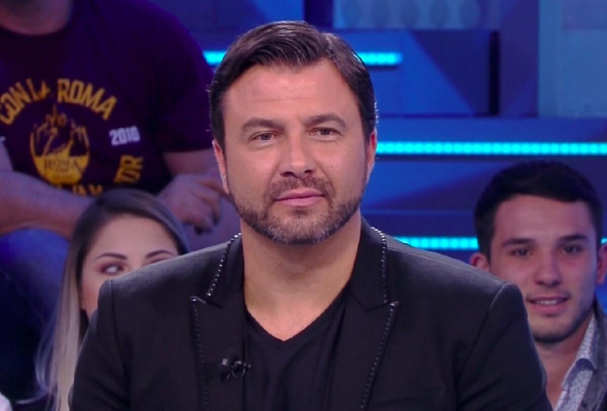 Frey: "Se fossi in Chiesa starei un altro anno in maglia viola con la fascia da capitano, la scelta però è sua" - 