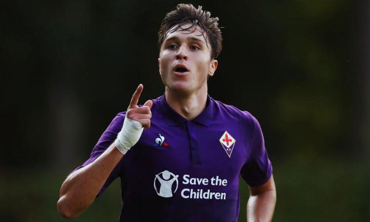 Bucchioni: "Chiesa resta sicuramente alla Fiorentina, Juve e Inter spiazzate. Rui Costa nuovo ds?" - 