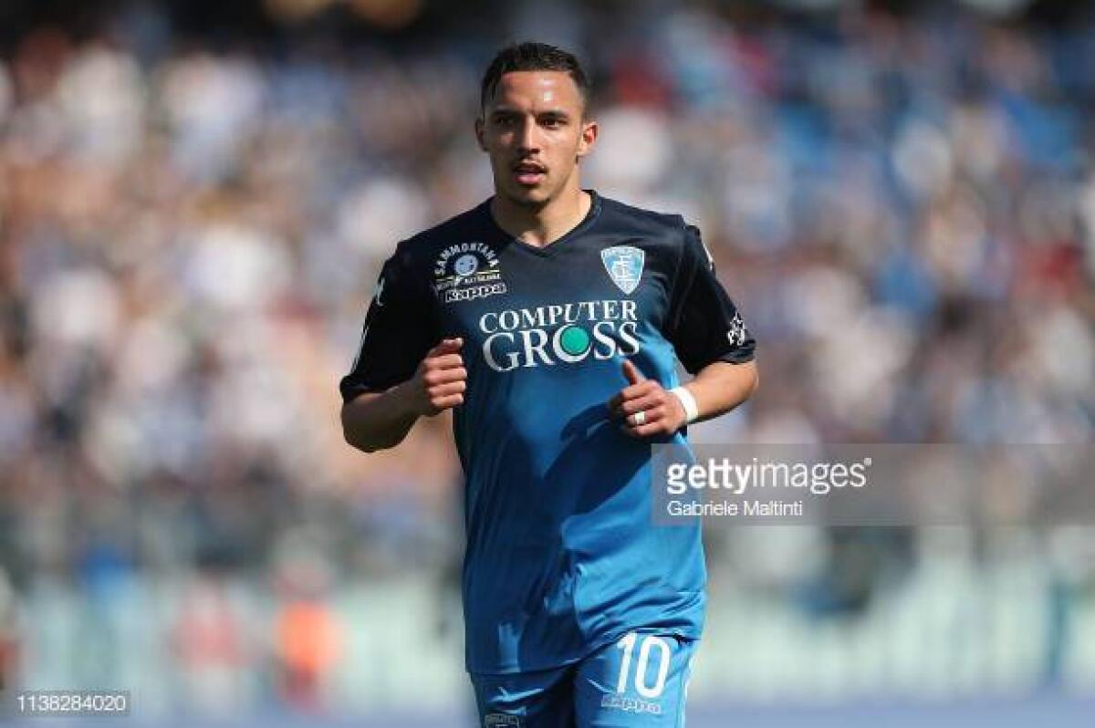 Bennacer futuro in Francia, è vicinissimo al Lione. Rischia di sfumare un obiettivo per la Fiorentina - EMPOLI, ITALY - APRIL 20: Ismael Bennacer of Empoli Fc in action during the Serie A match between Empoli and SPAL at Stadio Carlo Castellani on April 20, 2019 in Empoli, Italy.  (Photo by Gabriele Maltinti/Getty Images)