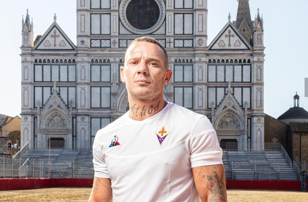 Svelate le nuove maglie da trasferta in occasione della finale del Calcio Storico fiorentino