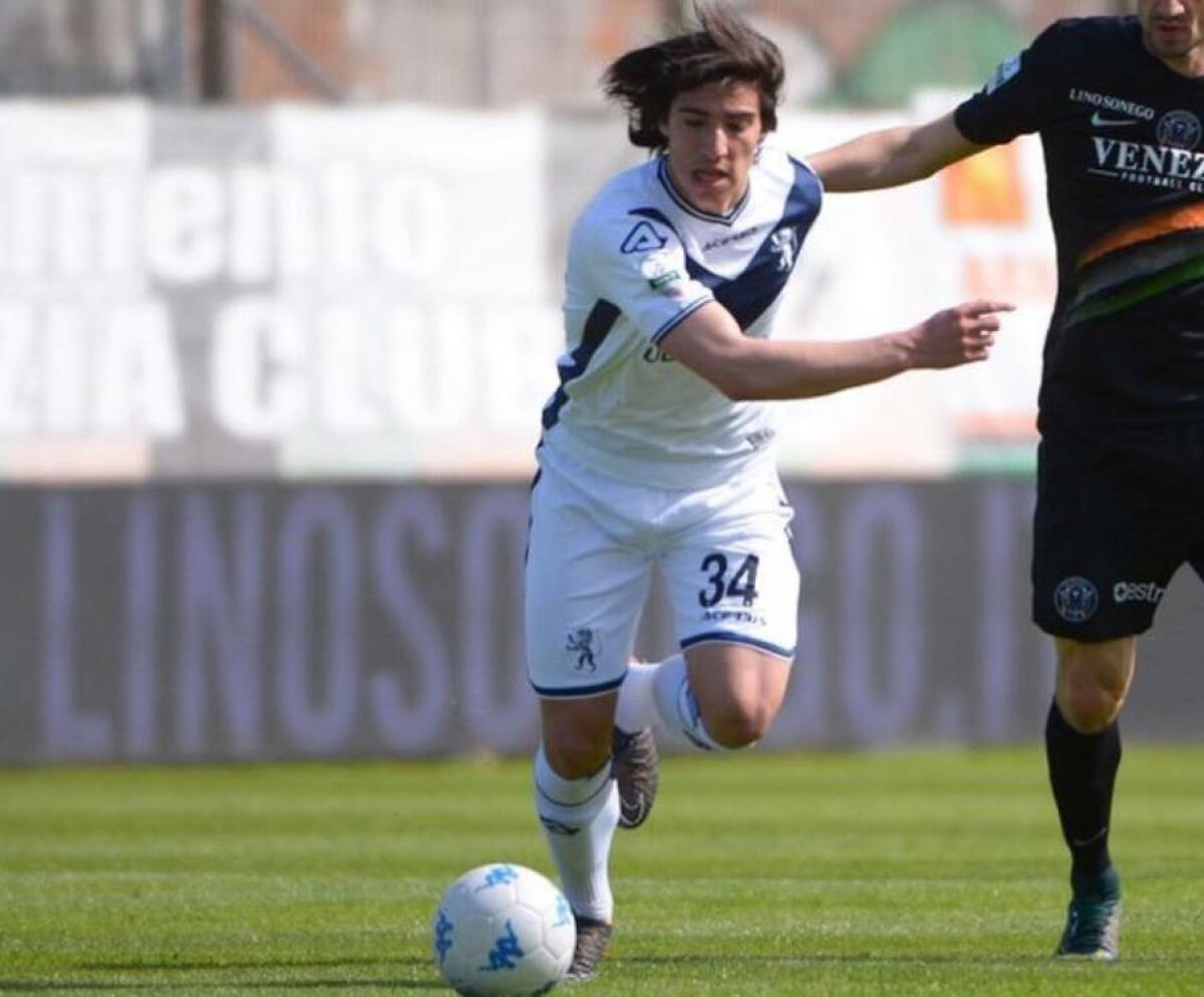 La Nazione, Tonali rimarrà al Brescia. La Fiorentina però continua a seguirlo - 