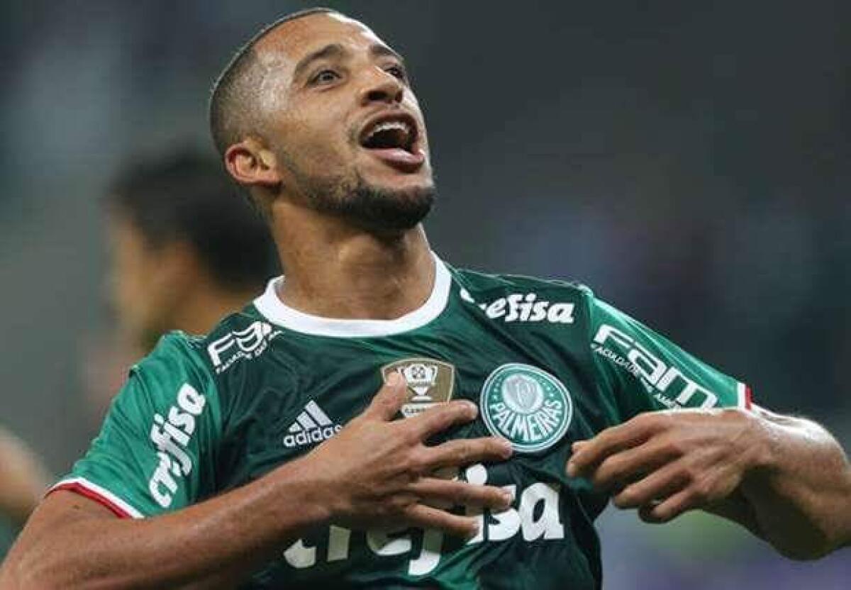 Vitor Hugo ha svolto le visite mediche col Palmeiras. Ingaggio da 1,8 mln l'anno. Alla Fiorentina.. - 