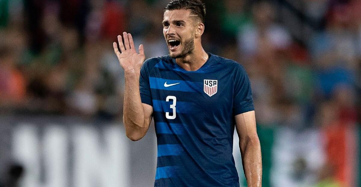 (VIDEO) Le migliori giocate di Miazga, regista difensivo vicino alla Fiorentina di Montella - 