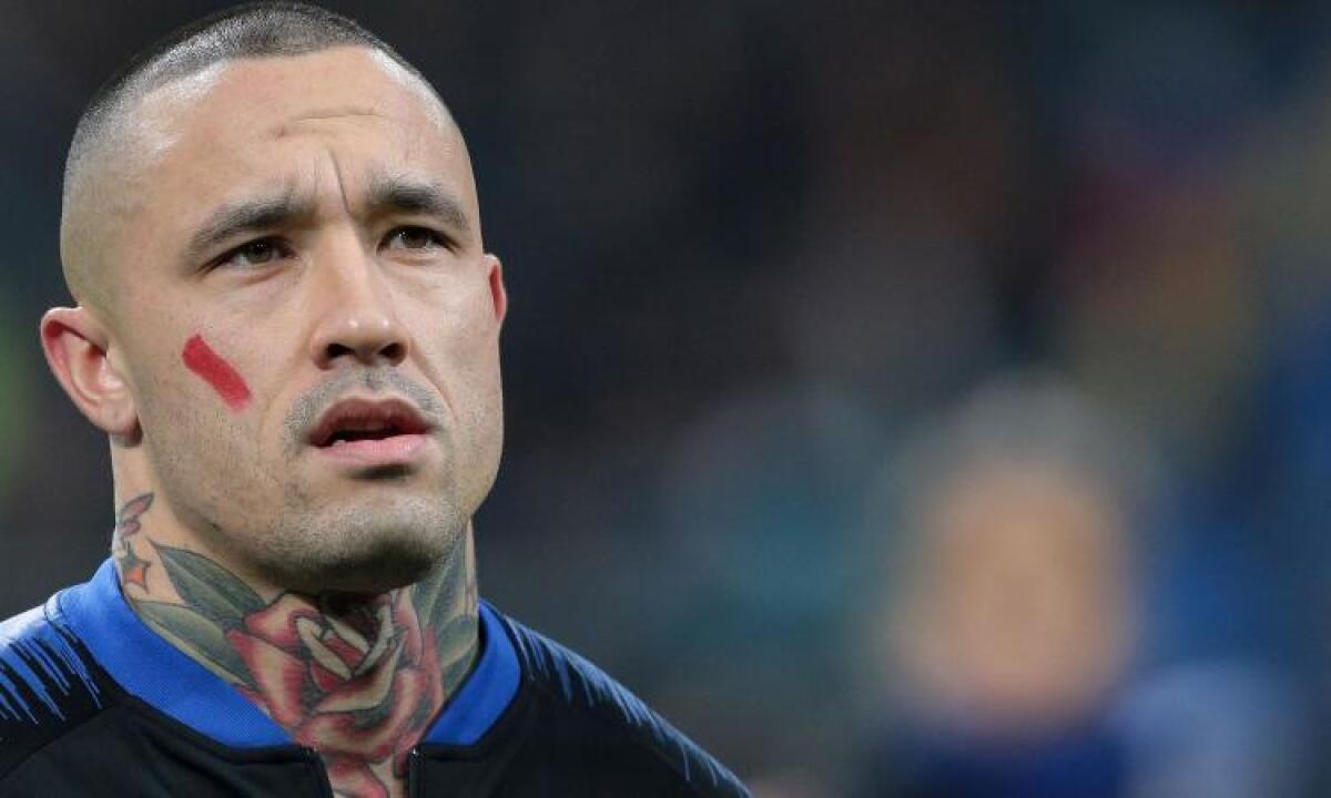 Sky, Nainggolan ha dato il suo consenso a vestire la maglia viola. L'accordo è molto vicino - 