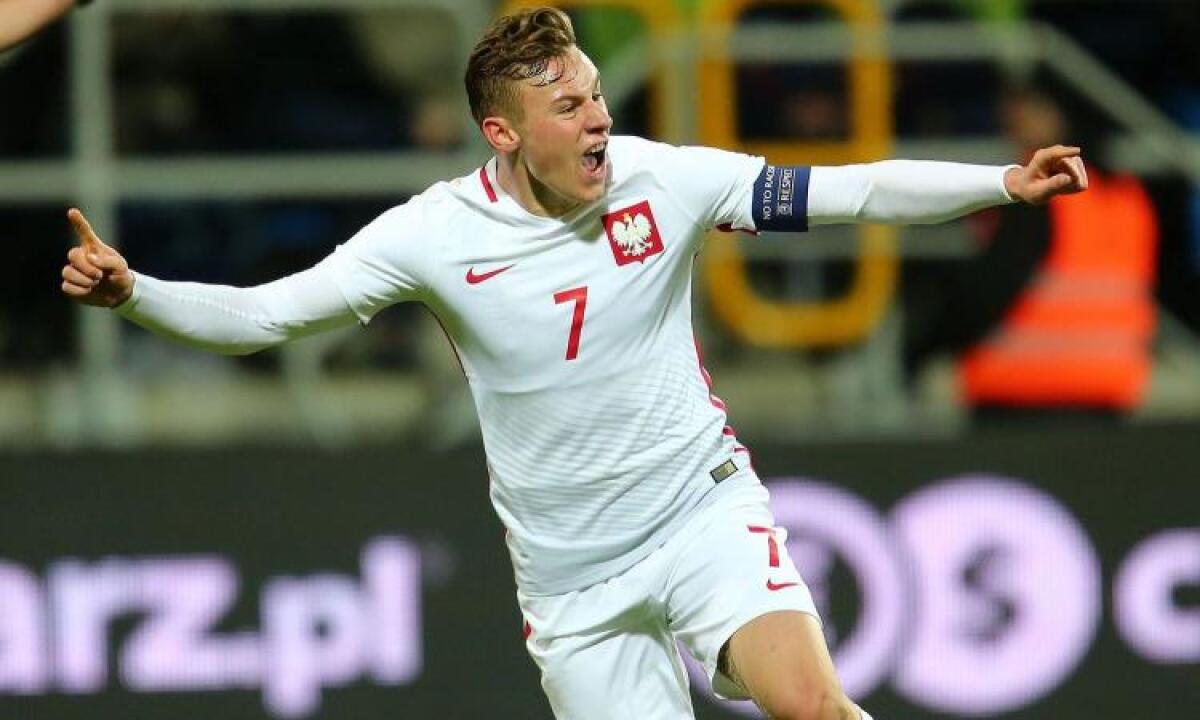 Zurkowski: "Chiesa è veramente forte. Ho preferito la Fiorentina alla Juve. Sensazioni buone dai tifosi viola" - 