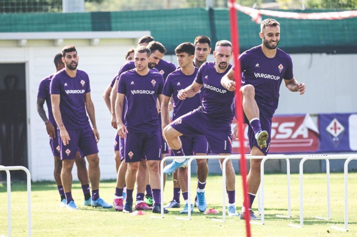 Fuori Vlahovic e Ribery, Dalbert subito titolare. Ecco la probabile formazione viola a Genova - 