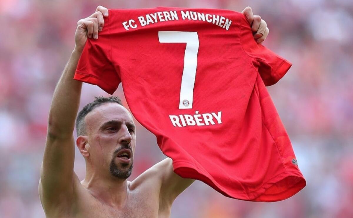 INDISCREZIONE LABAROVIOLA: RIBERY E' ATTESO DOMANI ALLE 11.30 A PERETOLA. IL NUMERO DI MAGLIA UN'EREDITA DI UN AMICO? - 