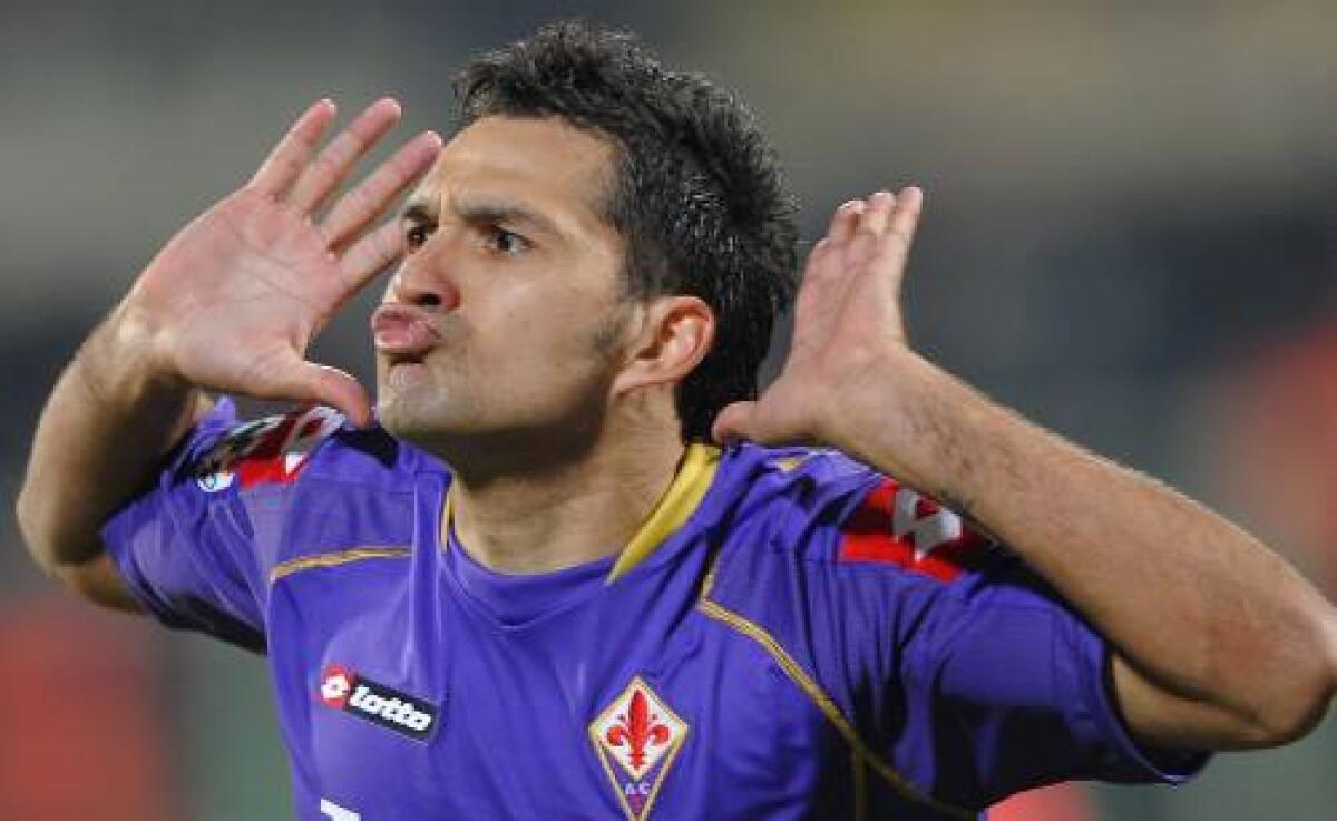 Santana è un calciatore dell'SSD Palermo. L'ex viola riparte dalla serie D.. - 