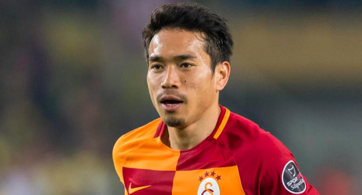 L'erede di Biraghi può essere Nagatomo del Galatasaray. Contatti tra i viola ed i turchi - 