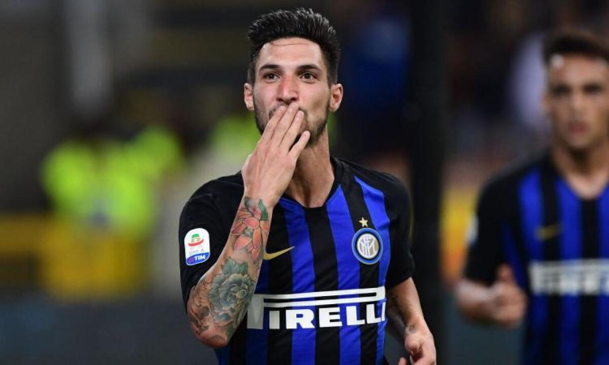 Si farà lo scambio di prestiti Biraghi-Politano con l'Inter. Dirigenti viola al lavoro anche per Dimarco - 