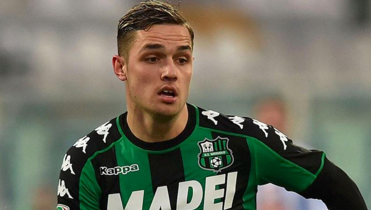 Lirola: "Felice di essere arrivato in questa grande squadra. Orgoglioso di poter vestire questa maglia" - 