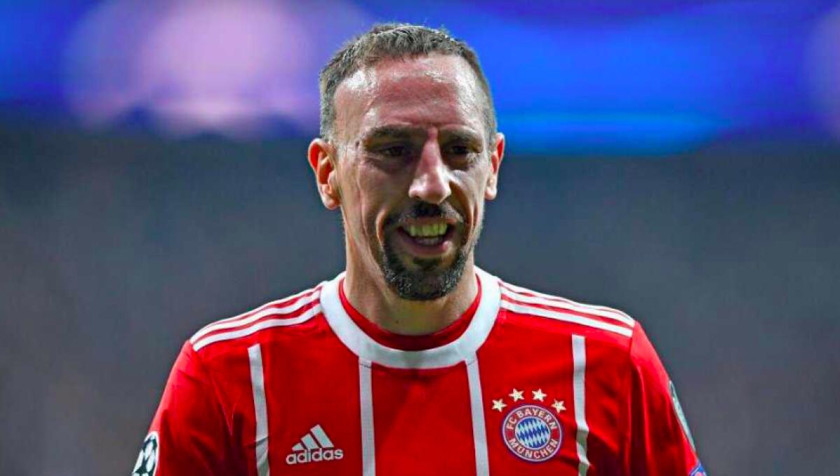 Ribery ha scelto la Fiorentina, biennale da 4 milioni l'anno. Tutti i dettagli dell'affare - 