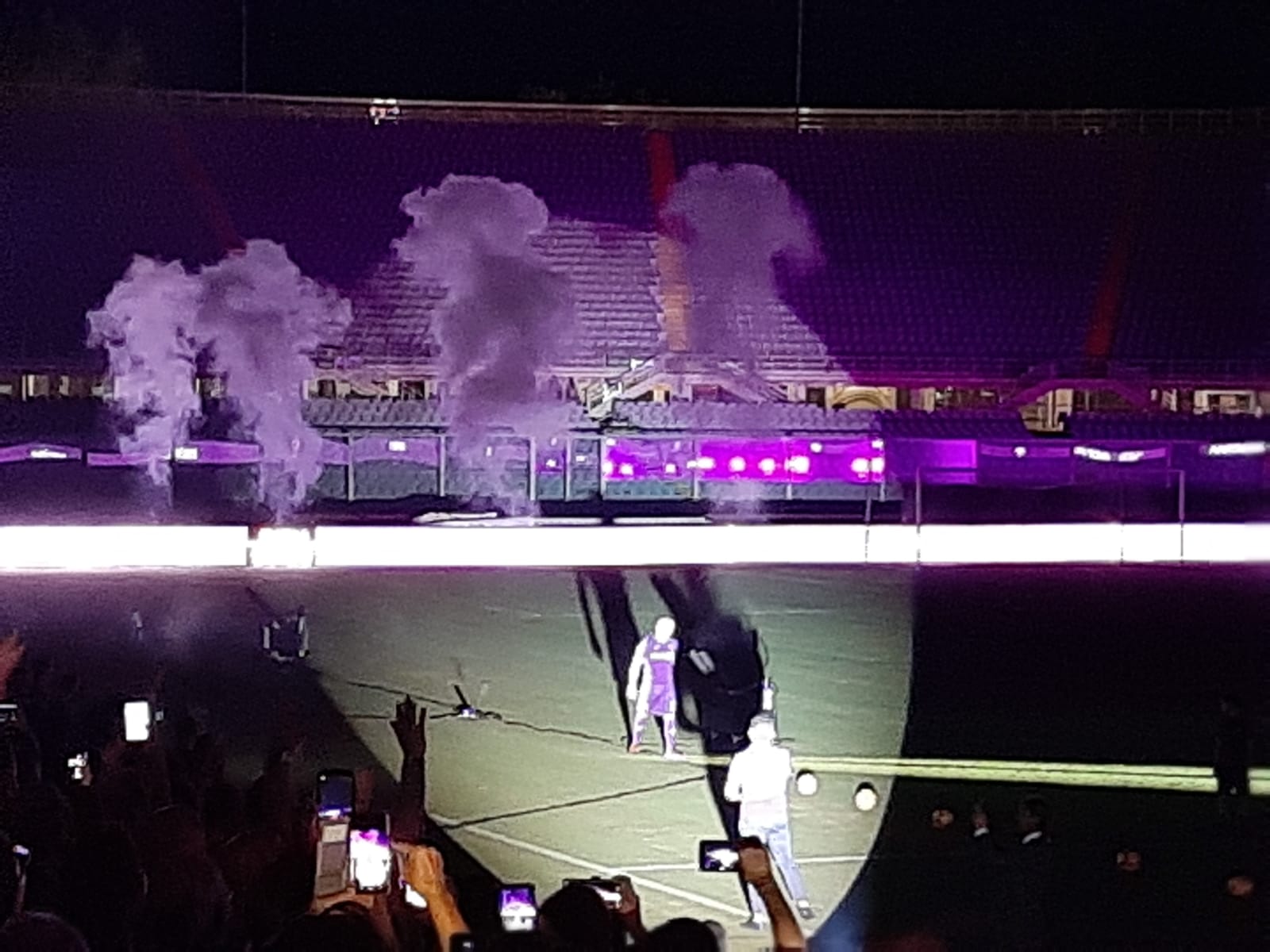 (FOTO): la presentazione di Ribery al Franchi. Circa 12.000 presenti