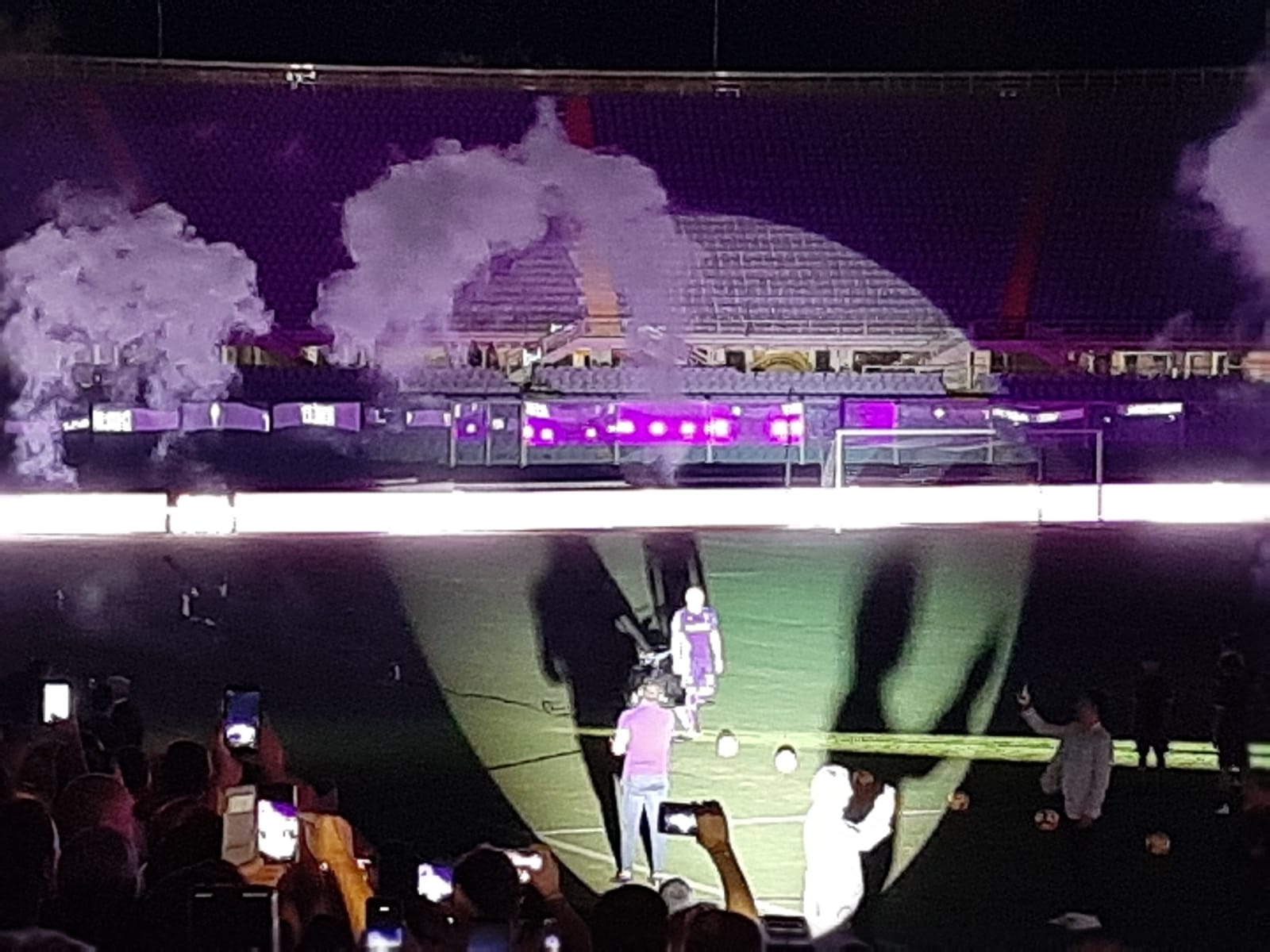 (FOTO): la presentazione di Ribery al Franchi. Circa 12.000 presenti