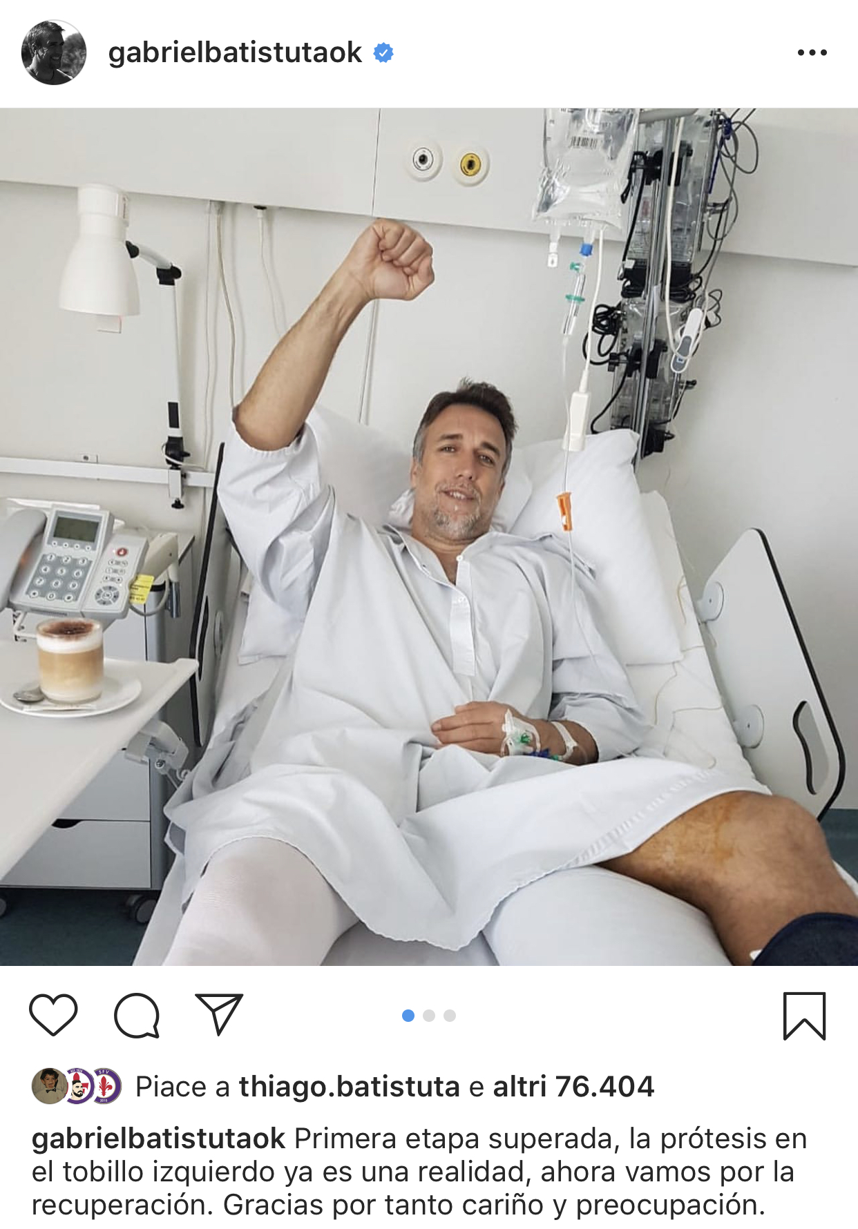 Batistuta si è operato alla caviglia, ora il recupero: "Grazie per tanto amore e preoccupazione"