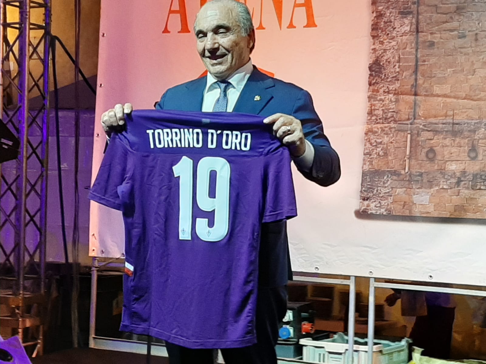 Commisso: "Oggi ho parlato del nuovo stadio, i Medici qui sono falliti... Io non voglio farlo"