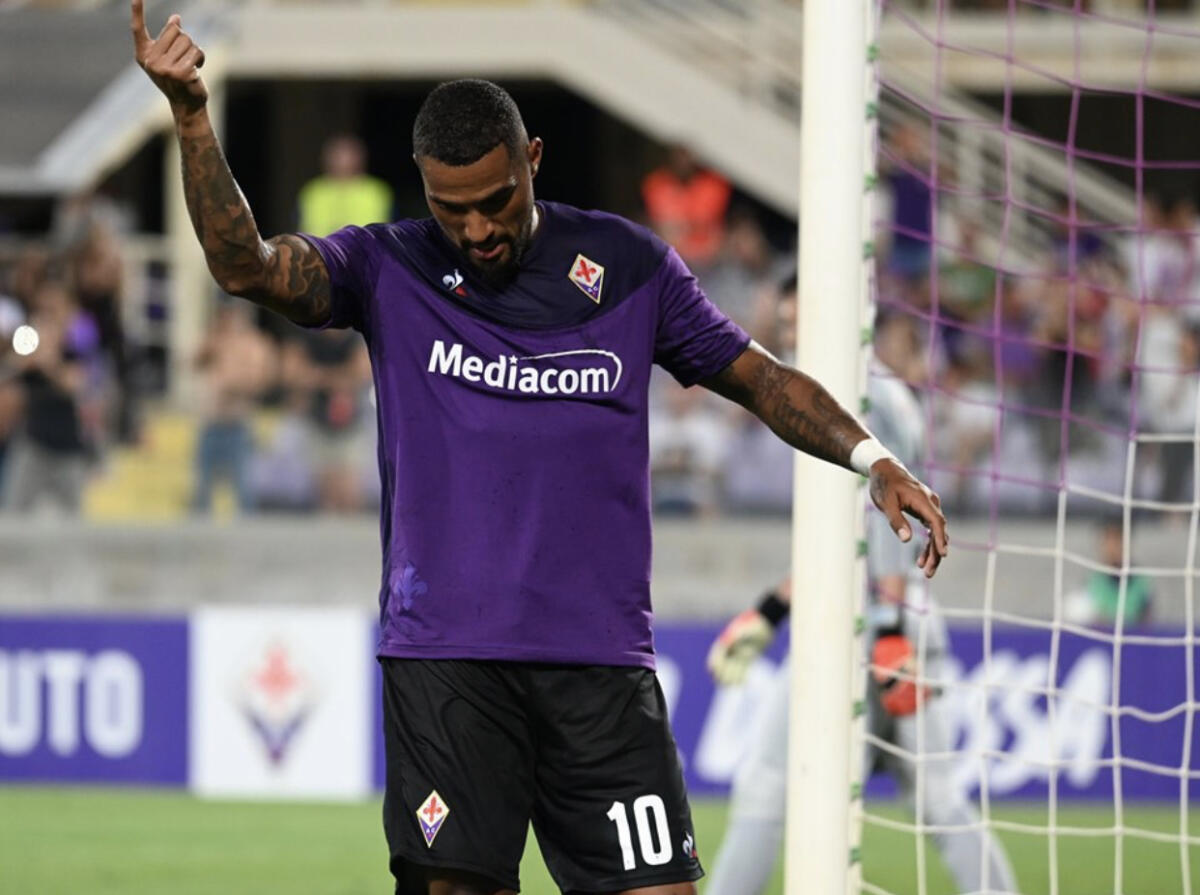 Boateng e Clelland incontreranno oggi i tifosi al Fiorentina store dei Gigli - 