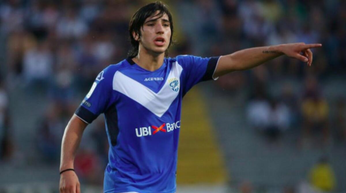 In estate il Brescia ha rifiutato oltre 25 milioni per Tonali, ora la Fiorentina è pronta ad un nuovo assalto - 