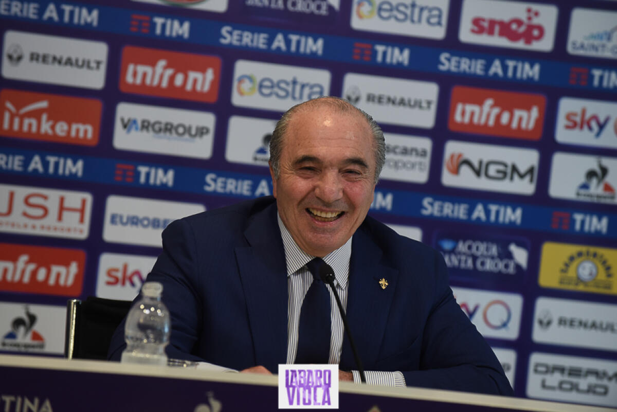 Commisso: "Le nostre ragazze sono cariche, sono venuto da Firenze fino a Cesena per loro. Voglio portare la coppa al Franchi stasera" - Firenze, stadio Franchi, 06/06/2019, presentazione Rocco B. Commisso, foto Fiorenzo Sernacchioli. Copyright Labaroviola.com