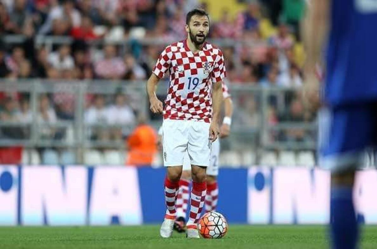 Badelj, il tecnico croato Dalic lo lascia in panchina per 90' nella vittoria sulla Slovacchia.. - 