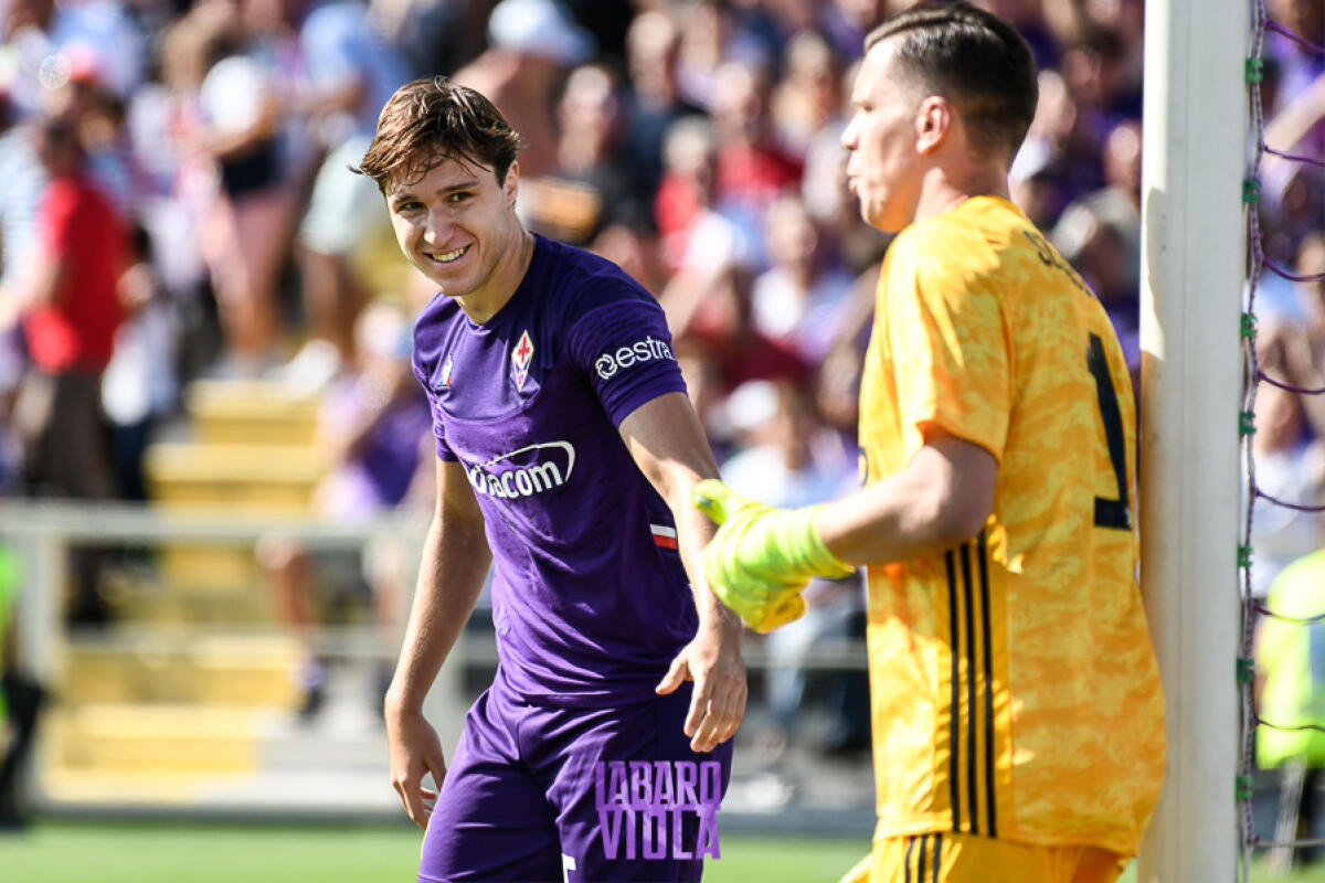 BASILE: "CHIESA VUOLE ANDARE VIA MA QUANDO È IN CAMPO FA SCHIFO ED È SVOGLIATO" - Firenze, stadio A.Franchi, 14.09.2019, Fiorentina-Juventus, foto Fiorenzo Sernacchioli. Copyright Labaroviola.com