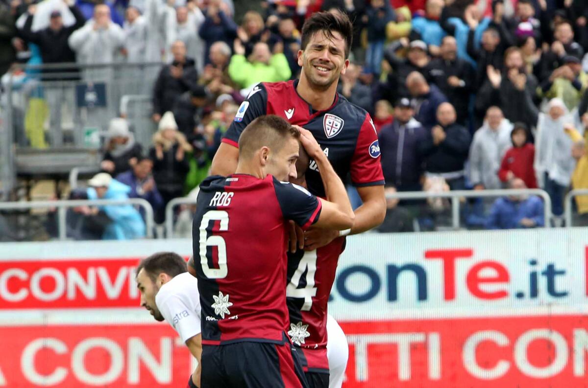 Simeone e le lacrime d'amore per la Fiorentina. Il retroscena della sua cessione, ormai era della Samp... - 